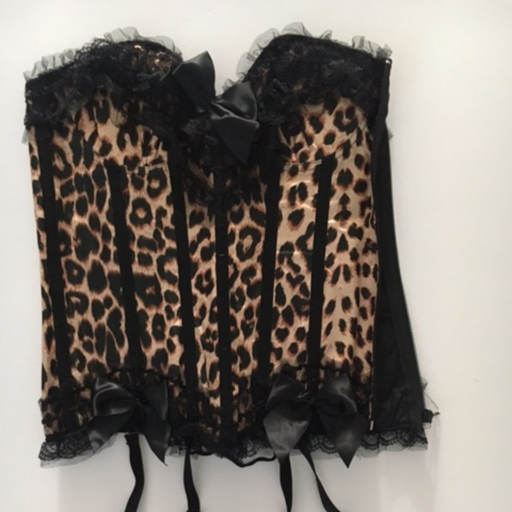 Frederick's of Hollywood Lace Corset  Bustier Bra ,Medium